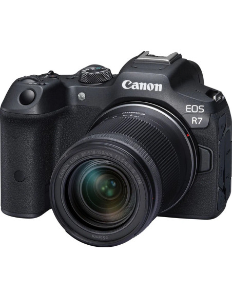 EOS R7 + RF-S 18-150mm f/3.5-6.3 IS STM